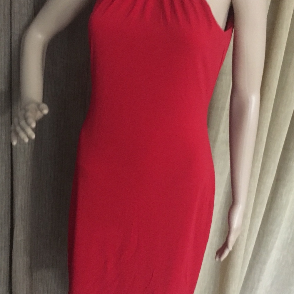 Calvin Klein’s dress